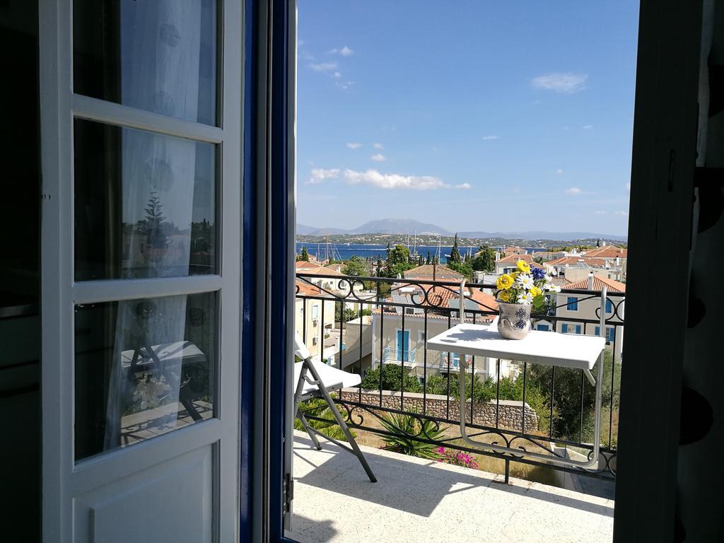 Villa Metaxa Spetses Town ภายนอก รูปภาพ