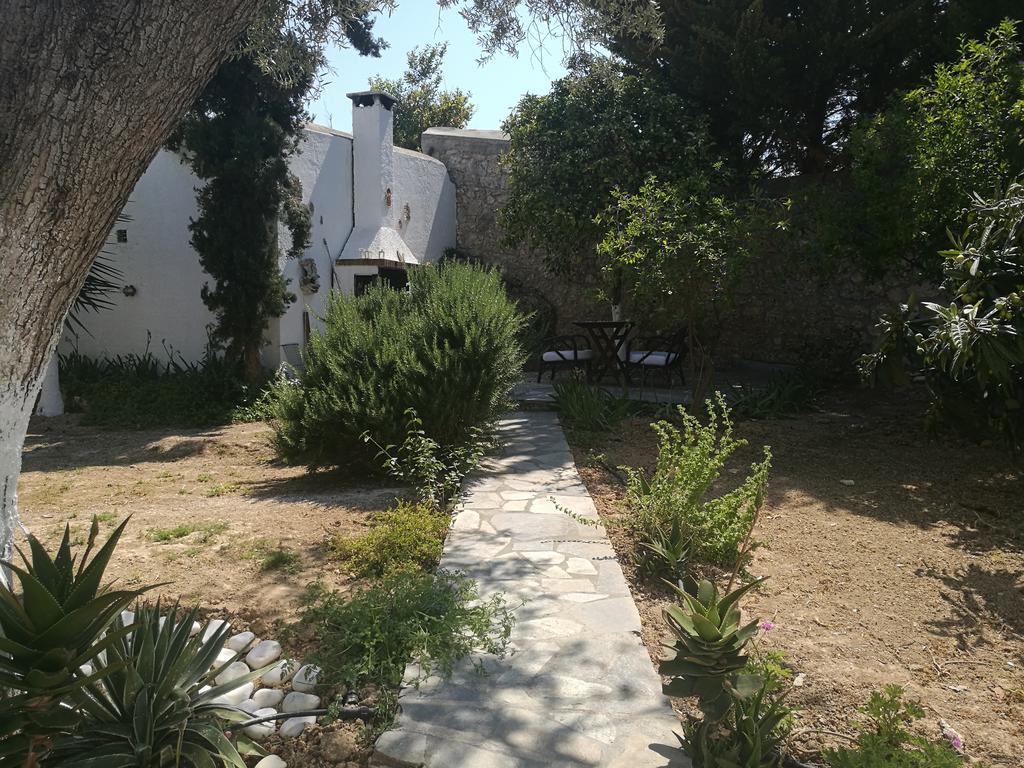 Villa Metaxa Spetses Town ภายนอก รูปภาพ