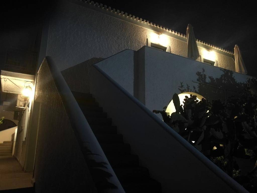Villa Metaxa Spetses Town ภายนอก รูปภาพ